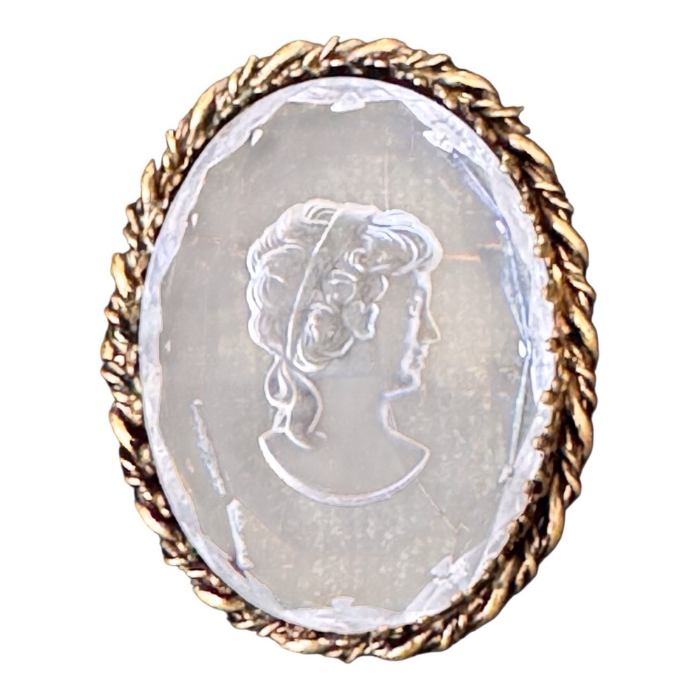 Vintage Gold Tone Intaglio Glass Cameo Brooch Germany - Picture 4 of 4